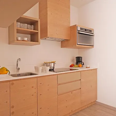 Hegemone Apartament *