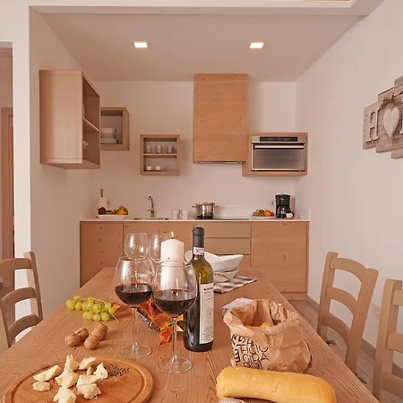 Apartament Hegemone *