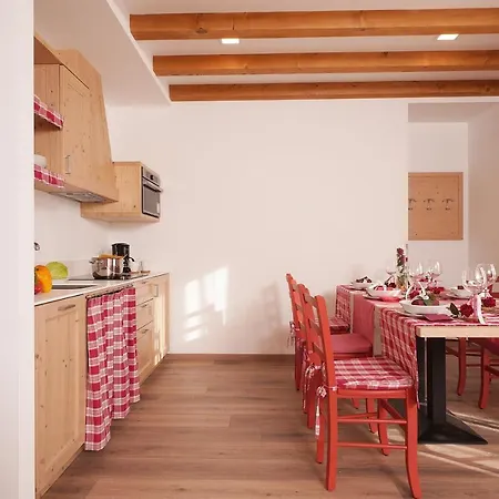 Hegemone Apartament *